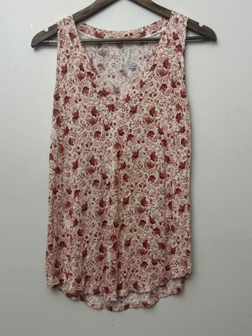 24/7 Maurices White/Burgundy Tank Small